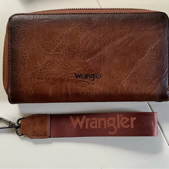 Wranglers Women’s Wallet Wristlet - Picture 3 of 7